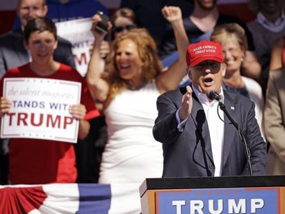 Trump este sábado en un acto en Lynden (Washington)