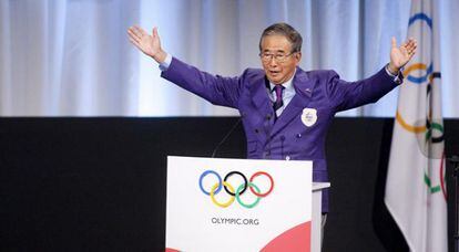 El gobernador y alcalde de Tokio, Shintaro Ishihara, interviene ante el plenario de Comité Olímpico Internacional.