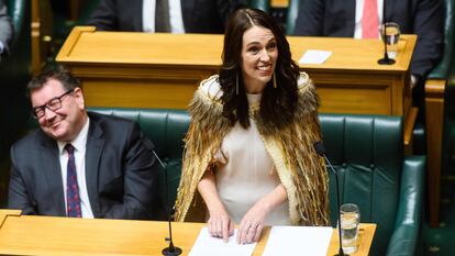 Outgoing New Zealand prime minister Jacinda Ardern gives her valedictory speech in parliament in Wellington on April 5, 2023. (Photo by Mark Coote / AFP)