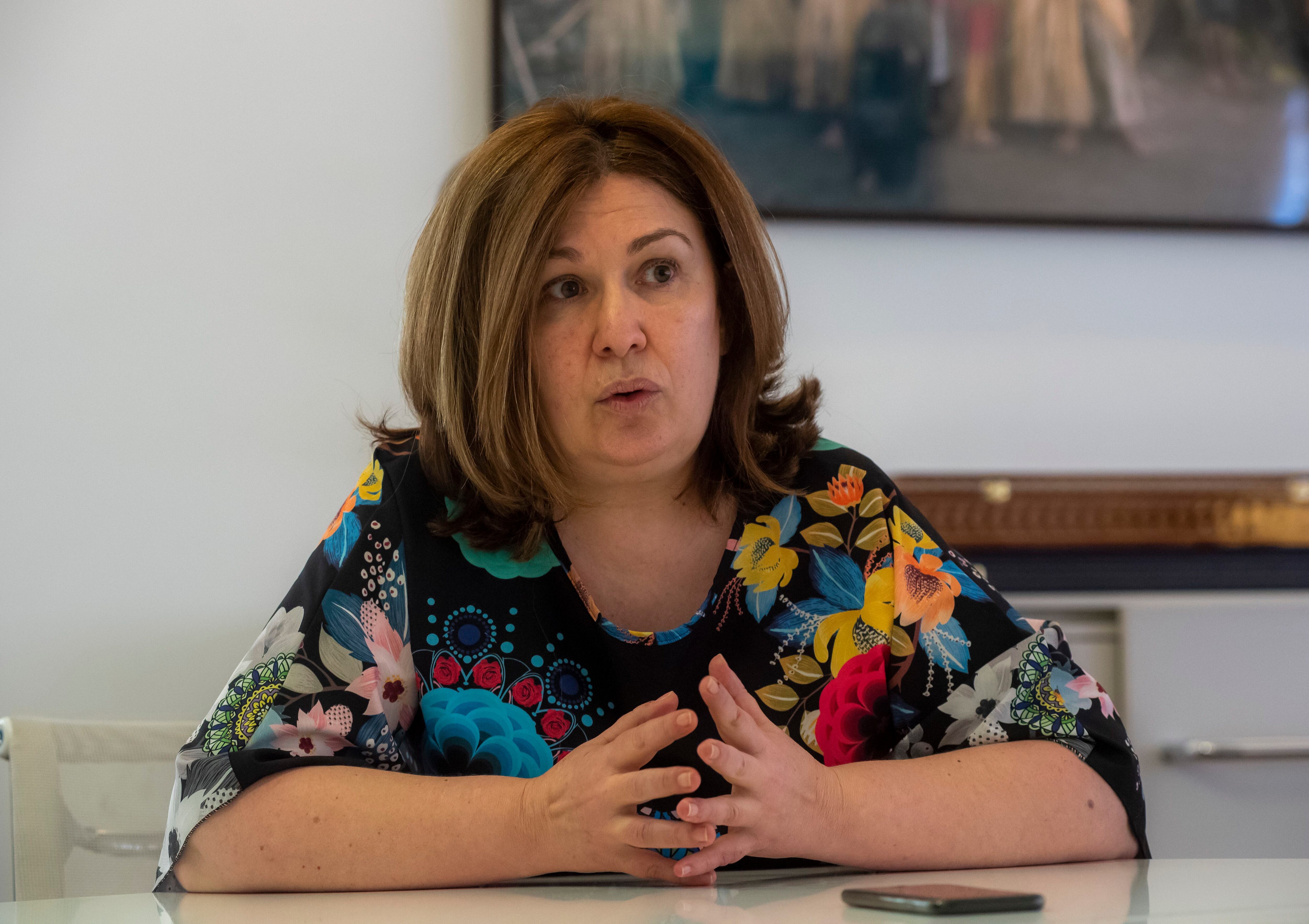 La alcaldesa de Alcorcón, Natalia de Andrés, en su despacho durante la entrevista