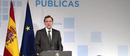 El presidente del Gobierno, Mariano Rajoy, durante su intervenci&oacute;n en el acto convocado en el Palacio de la Moncloa.