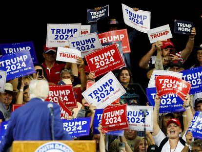 Seguidores de Donald Trump durante un mitin del expresidente, en Dakota del Sur, el pasado 8 de septiembre.