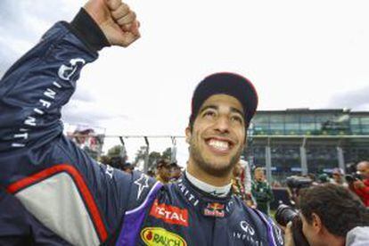 Ricciardo celebra su segundo puesto antes de conocer la sanción.