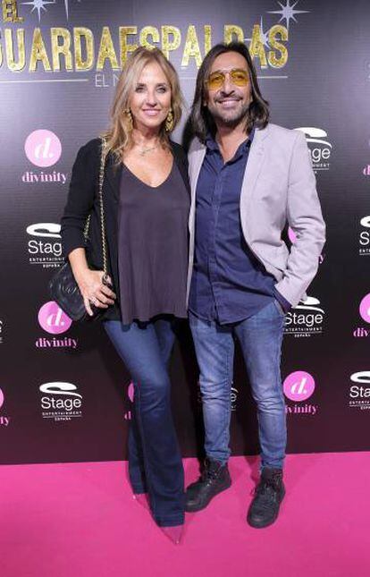 Mariola Orellana y Antonio Carmona en el estreno del musical 'El Guardaespaldas' el pasado 28 de septiembre en Madrid.
