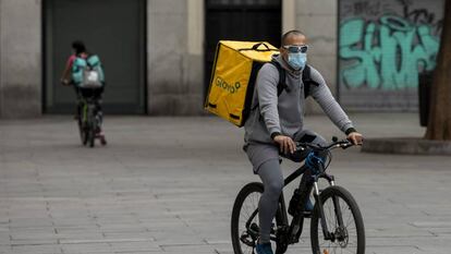 ¿Es ético pedir comida a domicilio durante la crisis del coronavirus? ¿Y seguro?