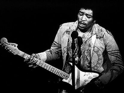 Jimi Hendrix, en un concierto en Washington.