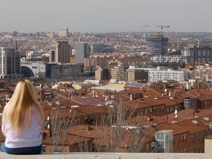 Viviendas vistas desde el parque del Cerro del Tío Pío, en el distrito madrileño de Puente de Vallecas.