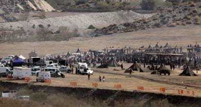 Vista general de un momento del rodaje de 'Exodus', en Almería.