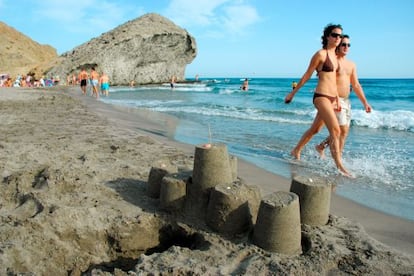 La playa de Mónsul, en Cabo de Gata (Almería).