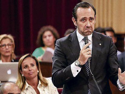 Jos&eacute; Ram&oacute;n Bauz&aacute;, en una sesi&oacute;n del Parlamento balear.