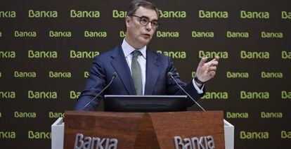 El consejero delegado de Bankia, Jos&eacute; Sevilla, durante la rueda de prensa de resultados de junio de 2016.