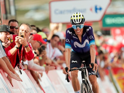 Enric Mas, del equipo Movistar, al término de la sexta en el Pico del Buitre.