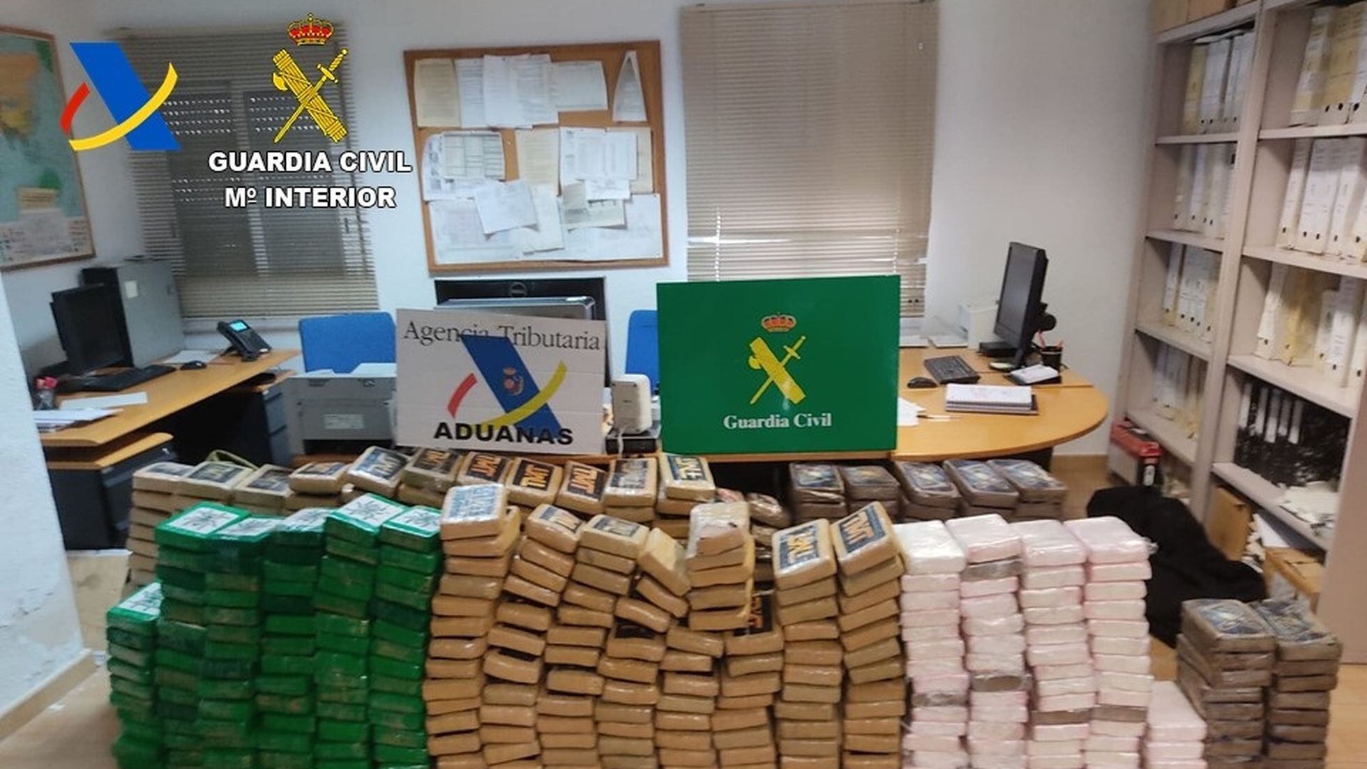 Dislocación Paloma Geografía Incautados 541 kilos de cocaína en un contenedor en el puerto de Valencia |  Comunidad Valenciana | España | EL PAÍS