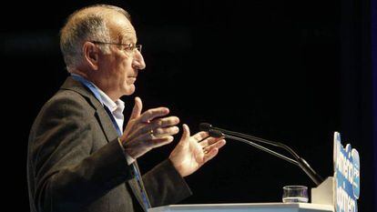 El presidente del PP de Almería, Gabriel Amat, en un acto de su partido en noviembre de 2012.