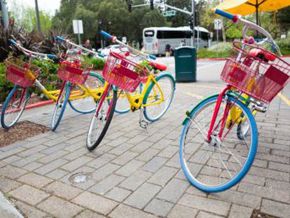 Entre 100 y 250 bicis que la empresa facilita a sus empleados desaparecen cada semana de su sede en California