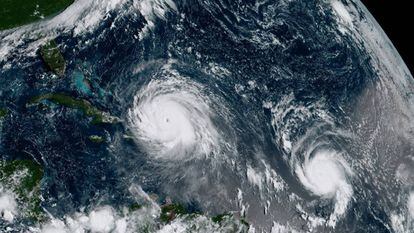 Fotografía tomada desde el satélite GOES-16 que muestra al huracán Irma (izquierda) y al huracán José, el pasado 7 de septiembre.