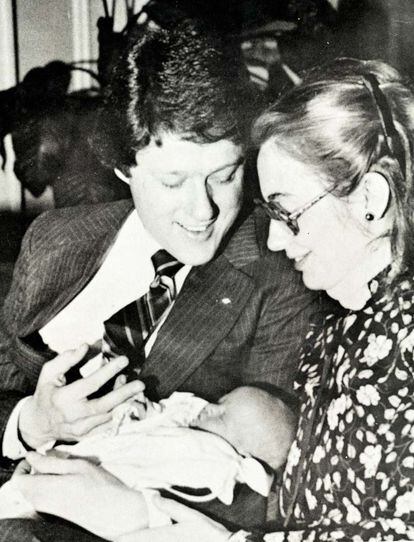 El 27 de febrero de 1980 nació su única hija Chelsea Victoria Clinton.