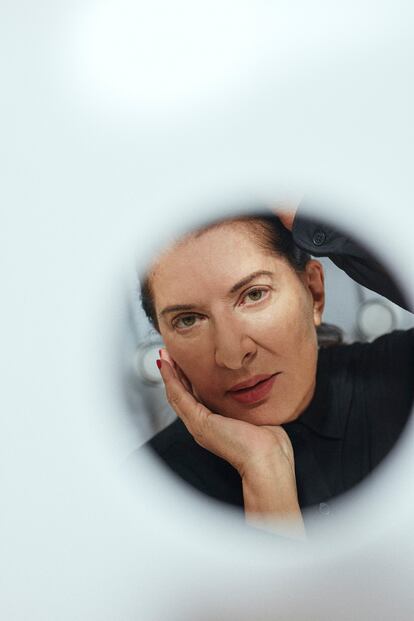 Marina Abramovic fotografiada en lostalleres de Factum Arte, Madrid. Julio 2021