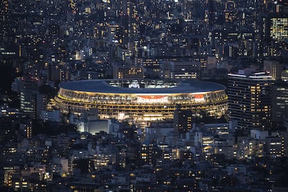 Panorámica exterior del Estadio Nacional de Tokio, hace una semana.