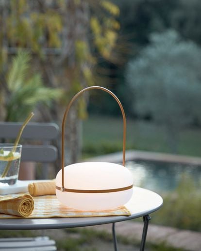 Tea portable table lamp, by Kave Home.