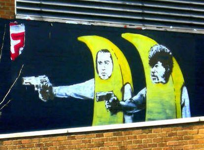 Homenaje a 'Pulp Fiction' de Banksy en Londres. Ya no existe