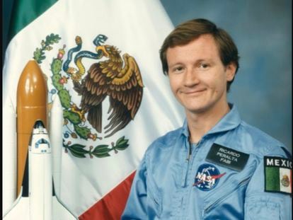 Ricardo Peralta y Fabi fue un ingeniero mecánico de origen mexicano y astronauta de reserva. Fue una de las tres personas seleccionadas entre las 400 que se postularon al programa espacial mexicano.​​​​