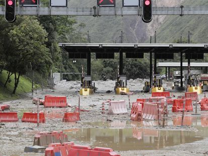 Un peaje afectado por la avalancha del pasado 18 de julio, en Quetame (Colombia).