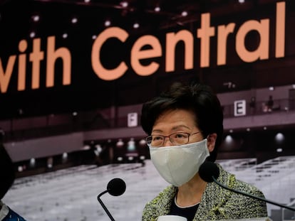 La jefa del Ejecutivo de Hong Kong, Carrie Lam, durante una rueda de prensa este viernes.