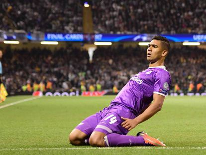 Casemiro celebra su gol.