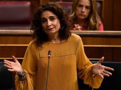 La ministra de Hacienda, María Jesús Montero, durante el debate de los presupuestos este miércoles en el Congreso de los Diputados.