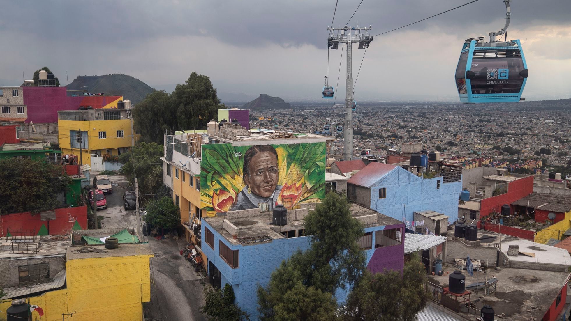Más de  murales para que los vecinos de Iztapalapa vuelvan a mirarse  en las paredes | EL PAÍS México