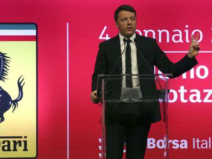 El primer ministro italiano, Matteo Renzi, en el debut burs&aacute;til de Ferrari en la Bolsa de Mil&aacute;n.
