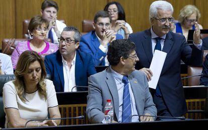 D&iacute;az, Valderas y Jim&eacute;nez Barrios, en el pleno del Parlamento del 11 de junio.