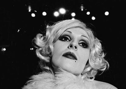 Candy Darling representando la obra 'The White Whore and the Bit Player' en el teatro neoyorquino La Mama Experimental Theatre Club en 1973.