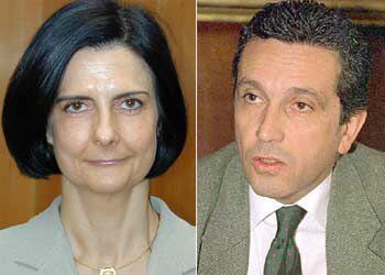 Montserrat Comas, ponente del informe, y Adolfo Prego, miembro de la mayoría conservadora./ EFE