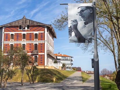 El Museo Cristóbal Balenciaga, en Getaria (Gipuzkoa), adosado al histórico palacio Aldamar.