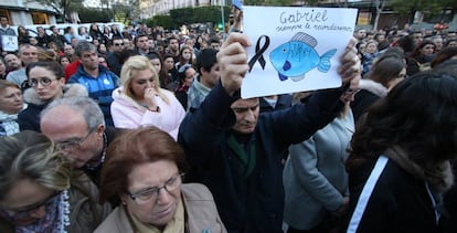 Concentración en Almería tras el asesinato de Gabriel a manos de la pareja de su padre, en marzo de 2018.