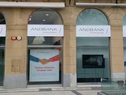 Imagen de una oficina de Andbank.