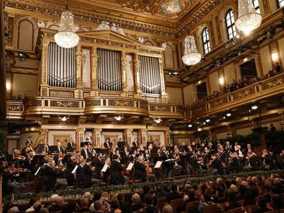 La Filarmónica de Viena, dirigida por Christian Thielemann, durante los ensayos del Concierto de Año Nuevo de 2024.