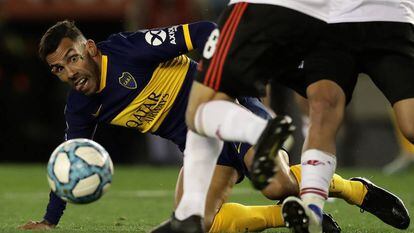 Carlos Tévez, en un partido contr River Plate.