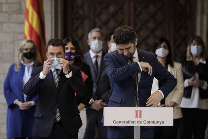 El vicepresidente del Gobierno catalán, Jordi Puigneró, a punto de comenzar su intervención en el Palau de la Generalitat, el pasado martes.
