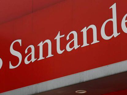 Santander puja por la financiera de coches de BBVA en Chile