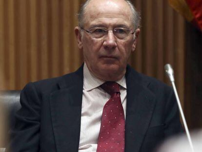 El exvicepresidente y exministro de Econom&iacute;a Rodrigo Rato, durante su comparecencia en la Comisi&oacute;n de investigaci&oacute;n de la crisis financiera y rescate bancario del Congreso de los Diputados.