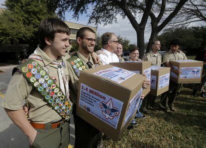 Los Boy Scouts se replantea su pol&iacute;tica antigay pero solo entre los j&oacute;venes. 