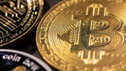 Una representación de varias criptomonedas.