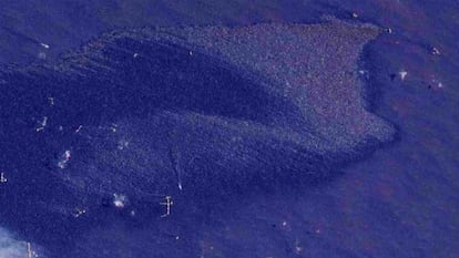 Imagen satelital del derrame de petróleo en las aguas del Golfo de México.