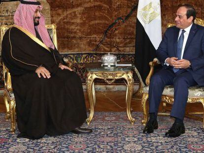 El president Al-Sisi rep el ministre de Defensa saudita, Muhammad bin Salman, al Caire.