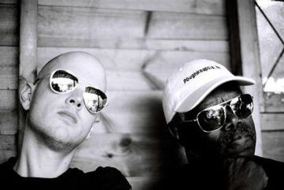 De izquierda a derecha: Chris Corsano y Joe McPhee.