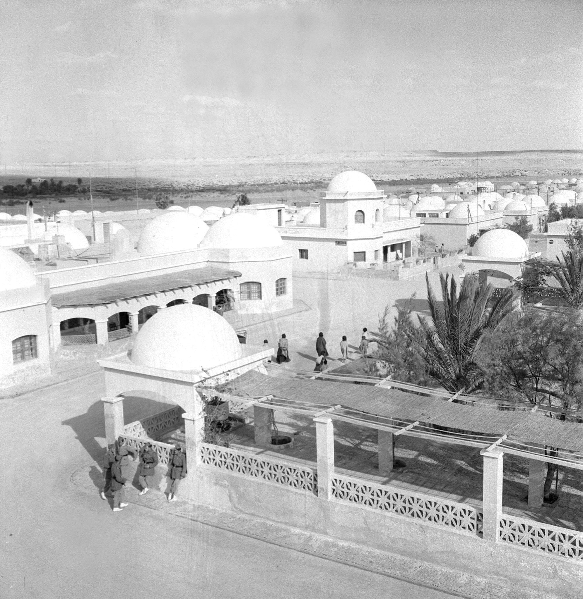 Barrio español de El Aaiún en torno a 1957. 