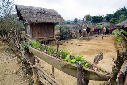 Las carcasas de las bombas m&aacute;s grandes se utilizan como pilares en construcciones tradicionales o como jardineras para los residentes m&aacute;s coquetos de los poblados de Xieng Khuang.